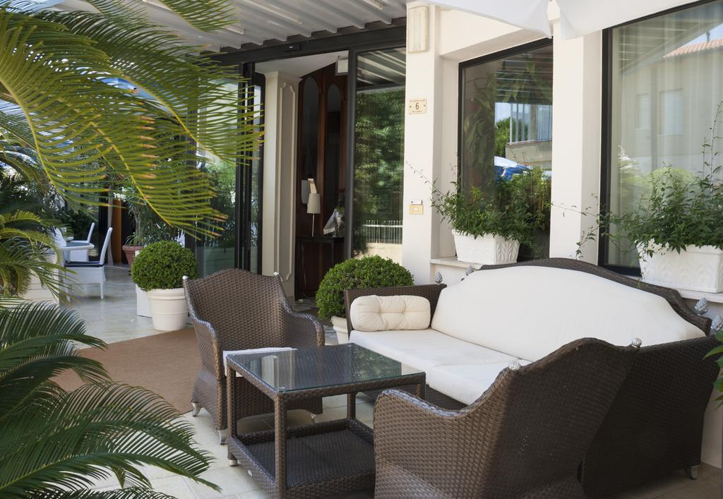 Hotel Plaza Esplanade Lido di Jesolo Exterior foto